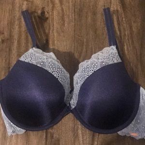 NWOT Victoria’s Secret Pink Bra Size 36D